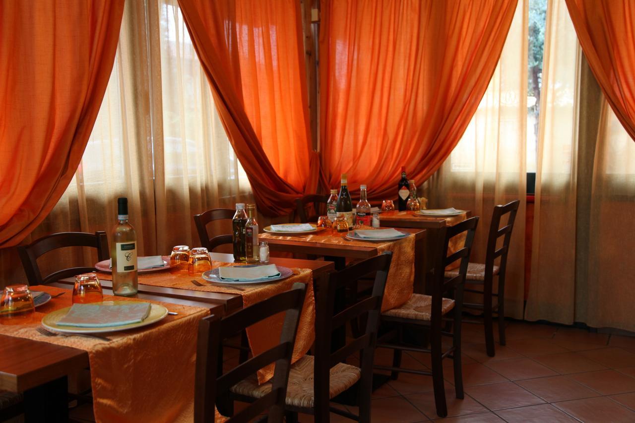 Hotel Il Borghetto Bariano Esterno foto