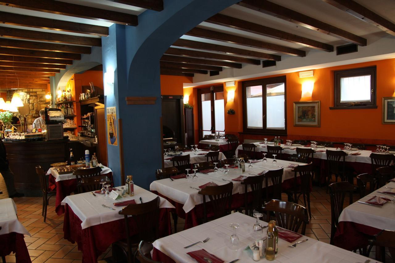 Hotel Il Borghetto Bariano Esterno foto